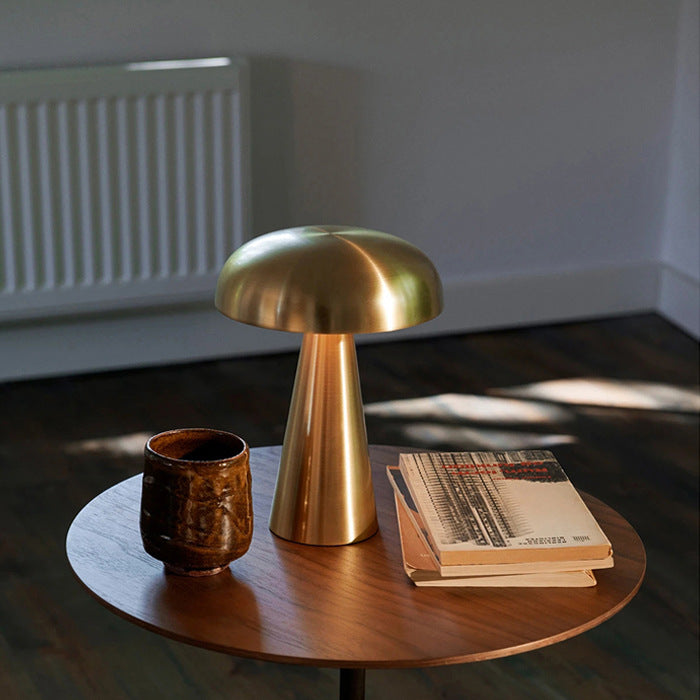 Metallic Mushroom Table Lamp – Touch-Dimmable Ambient Glow